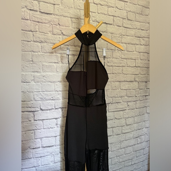 Black cut out sheer romper - Picture 8 of 10
